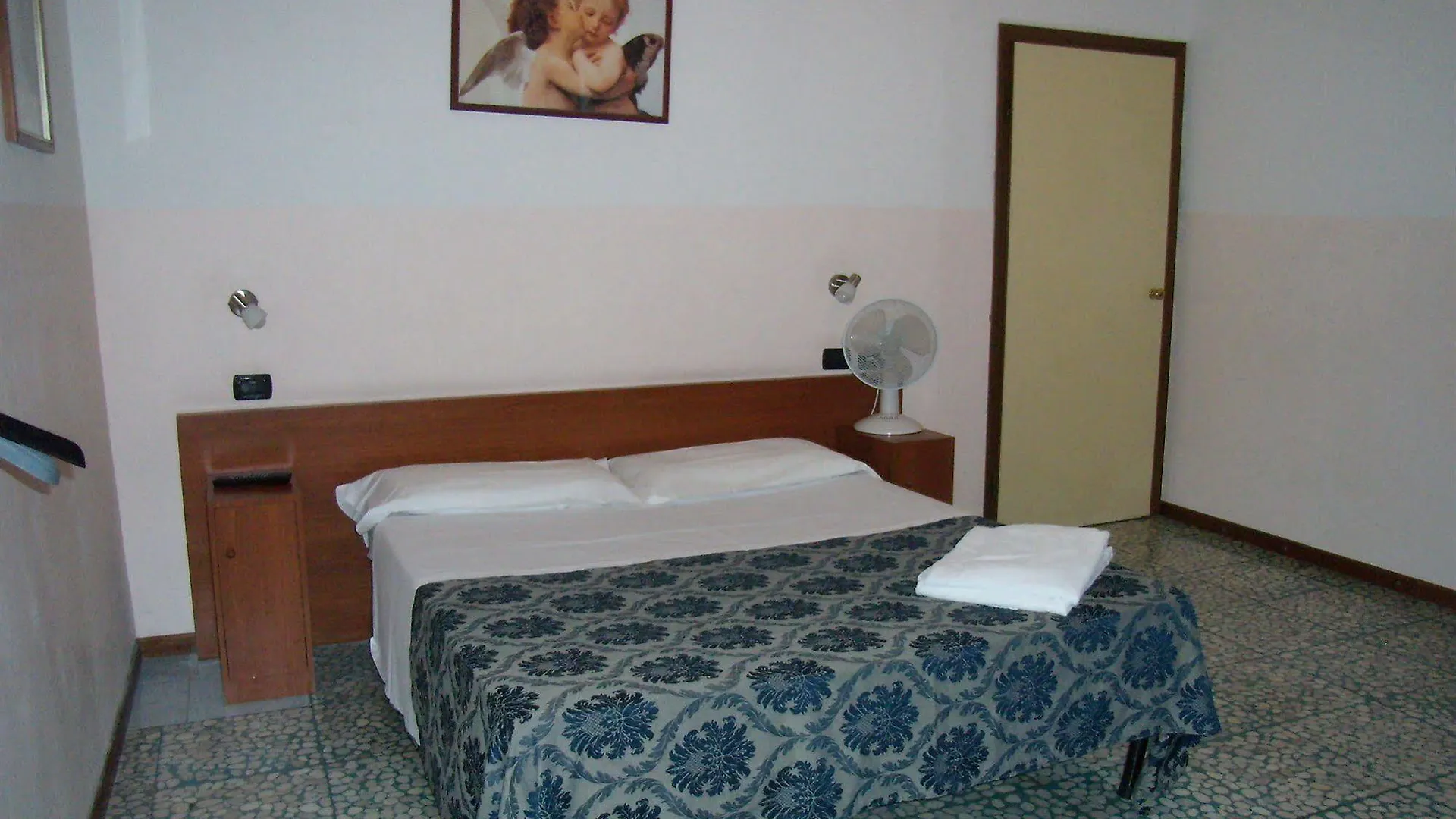 Guest House Central Station Milan